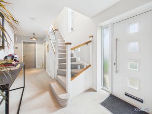 Photo 25- click for photo gallery